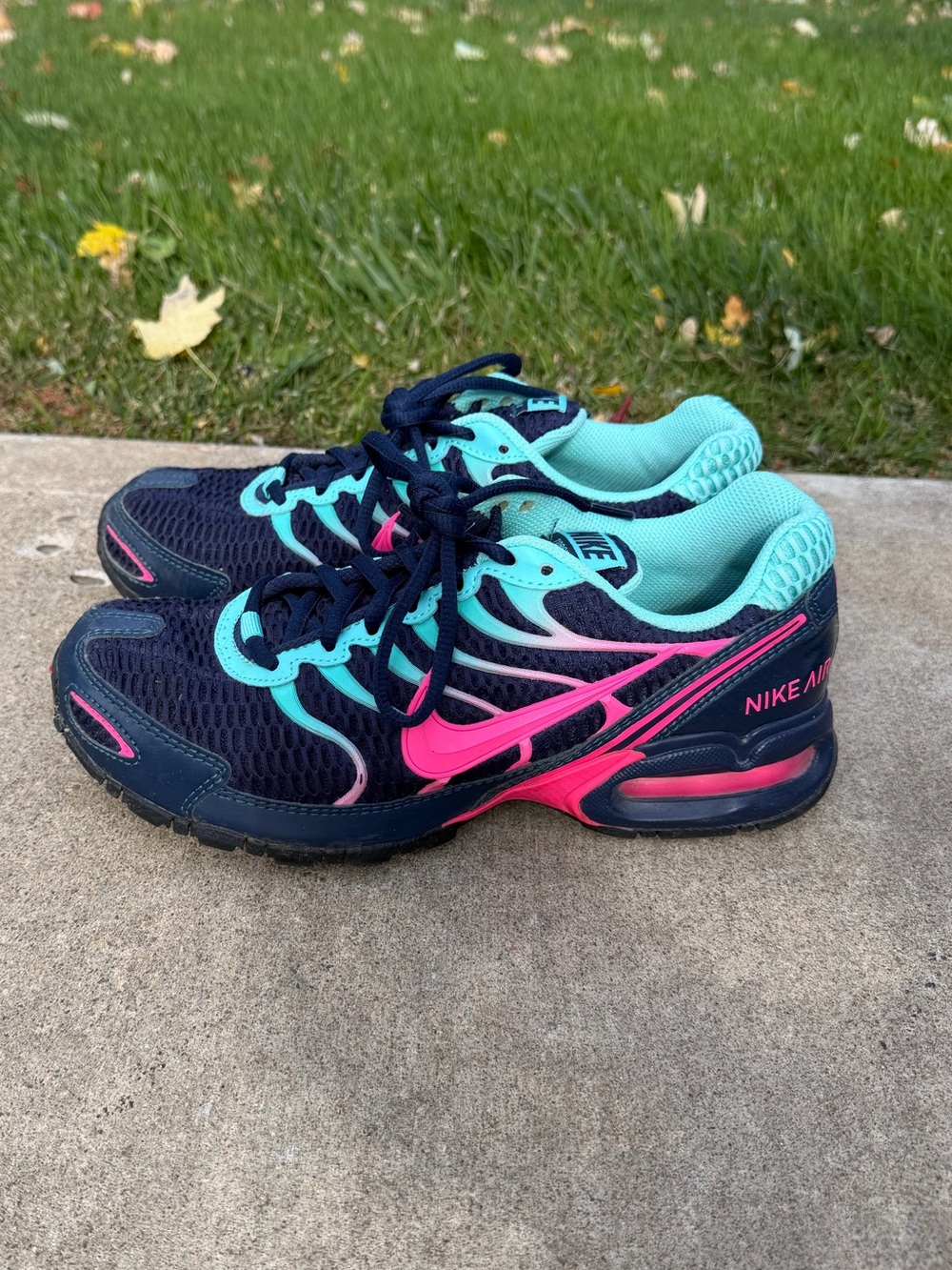 Nike Women's Air Max Torch 4 Running Shoe